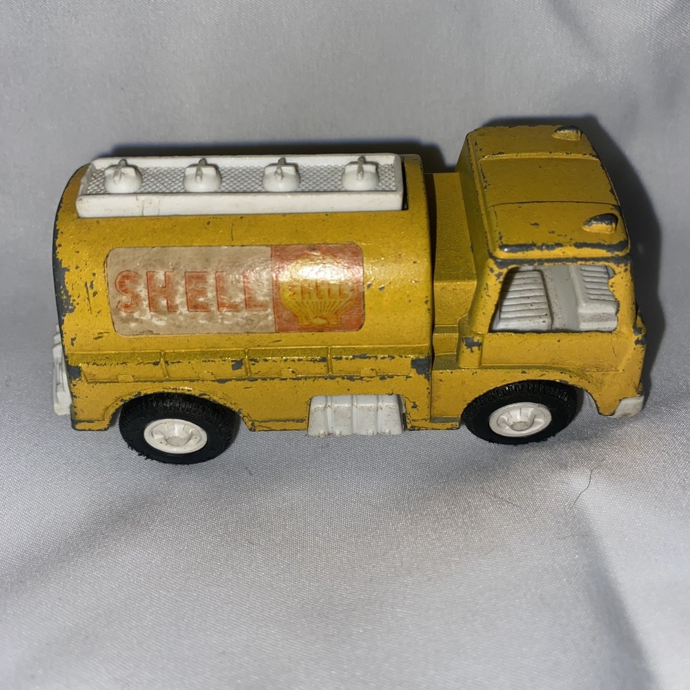 Tootsie Toy 1970 Yellow Shell Gas Tanker Diecast Model Truck